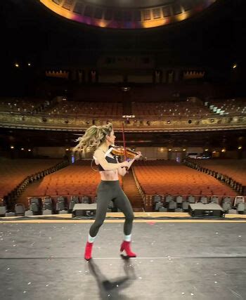 Lindsey Stirling Abbysiscoprinus Lindseystirling Nude OnlyFans Page 4 The Fappening Plus