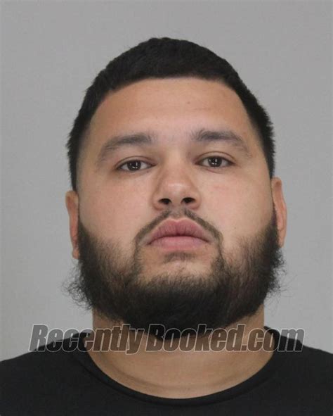 Recent Booking Mugshot For Edgar Castillo In Dallas County Texas