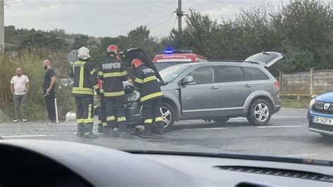 FOTO O șoferiță din Alba a provocat un accident la ieșirea din Sibiu