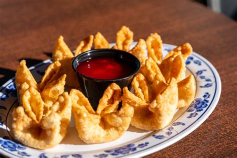 Crab Cream Cheese Wontons Dishes To Share Best Wings In Denver