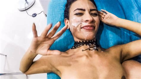 S E Latina Gesichtsbesamung Nachdem Sie Dem Vorbildlichen Agenten F Higkeiten Gezeigt Hat