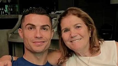 Irm De Cristiano Ronaldo Revela Detalhe Tocante Sobre Dolores Aveiro