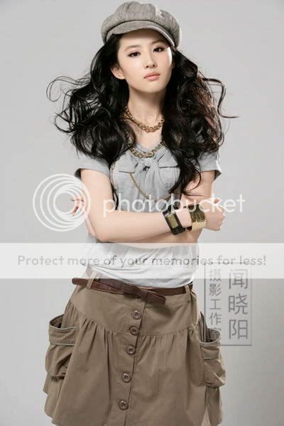 Liu Yi Fei Sexy Girls Naked XxX Pictures Collection