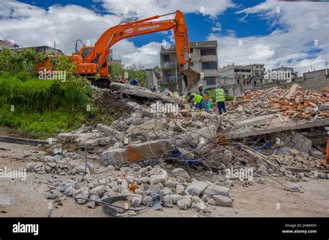 Quito Ecuador April House Destroyed By Earthquake And