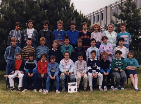 Photo de classe 5ème 4 Collège Henri Dunant de 1988 Collège Henri