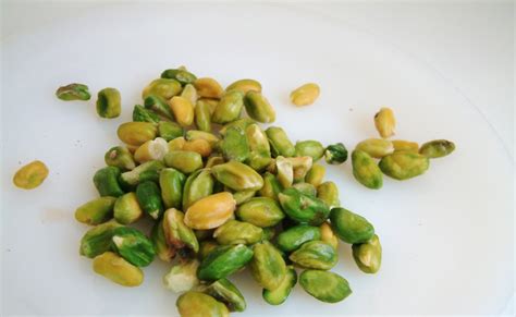 Cook , eat & move fast !: PISTACHIO PASTE