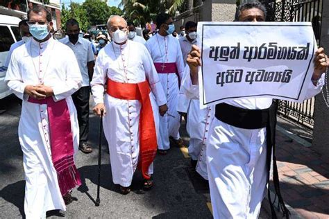 Sri Lankan Buddhist Monks Call For All Party Government Uca News