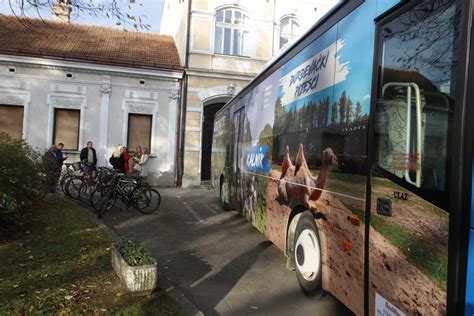 FOTO Predstavljen turistički autobus koji će promovirati našu županiju