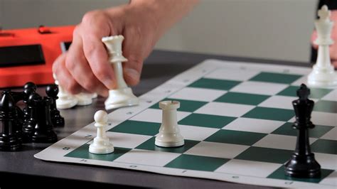 How To Play Chess Pawn Moves / What are the movements a pawn can make in chess? - Quora