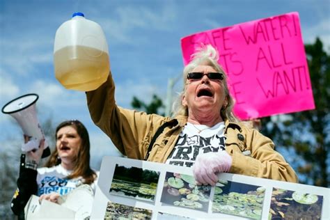 Flint water crisis: 6 things to know about the toxic taps | CBC News