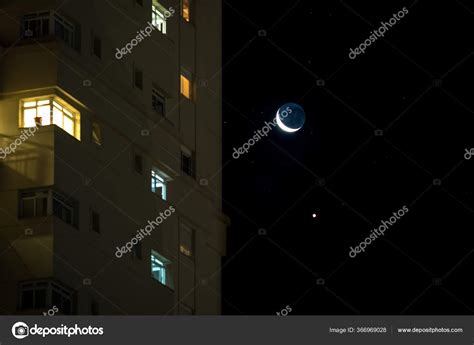 Crescent Moon Photographed Next Venus Residential Building Foreground ...