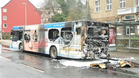 Mönchengladbach Linienbus brennt völlig aus