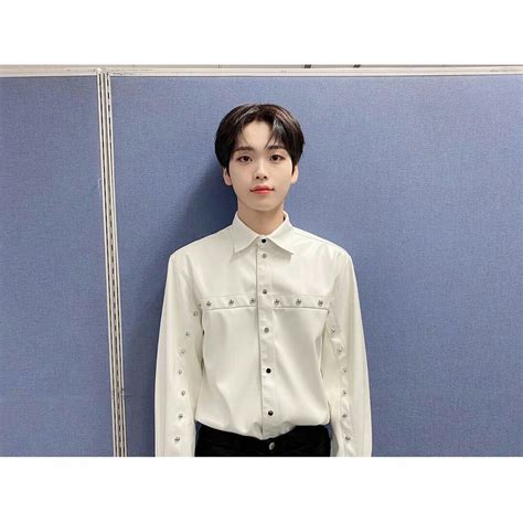 Song Hyeong Jun Cravity Official Instagram Update 200429