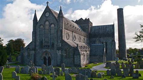 St Canice's Cathedral & Round Tower | Springhill Court Hotel