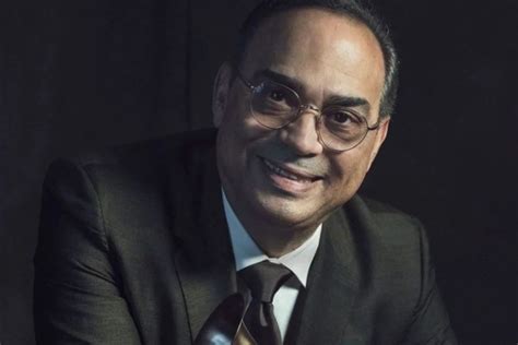 Gilberto Santa Rosa Cancela Concierto De Fin De Año Tras Dar Positivo A