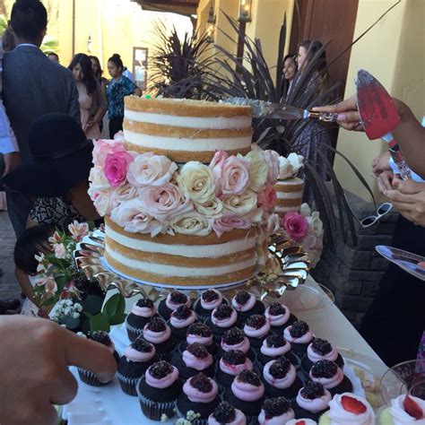 Naked Cake With Flowers Naked Cake Flower Cake Cake