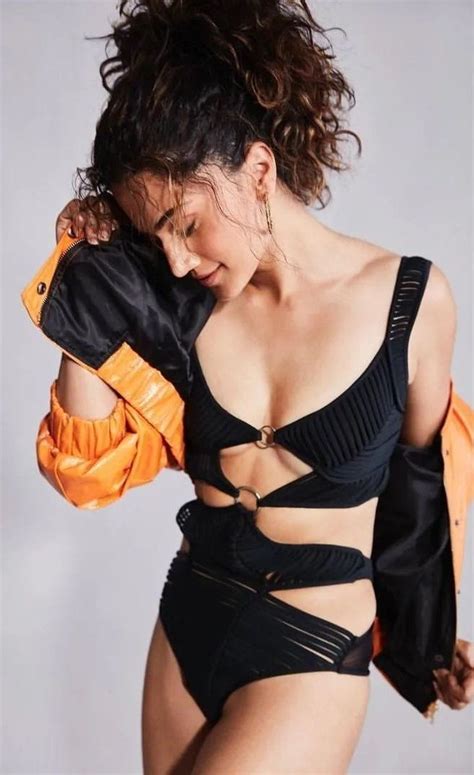 Pin By Moon Star On A Actress Hot Poses In Beautiful Bollywood Actress Most Beautiful