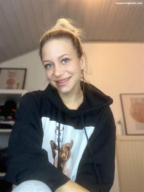 Inkedtempress Nude OnlyFans Leaks Fappening FappeningBook