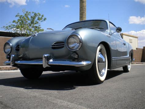 Volkswagen Karmann Ghia