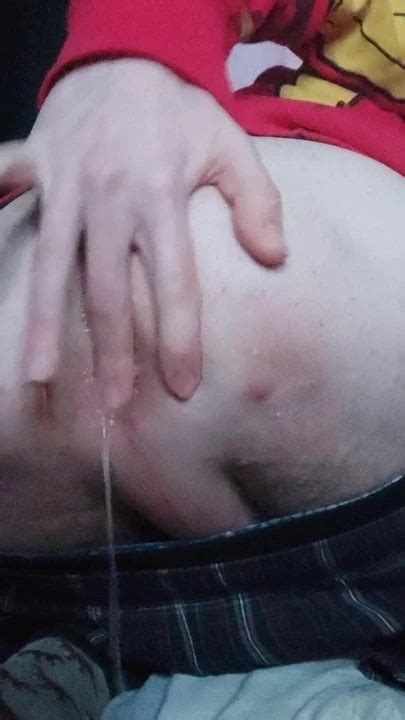 Amateur Boy Playing With Carrot Buttplug Gay Porn Xhamster