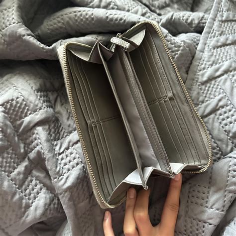 Grey Coach Wallet ˚₊·—̳͟͞͞♡☕️ A Few Stains Depop