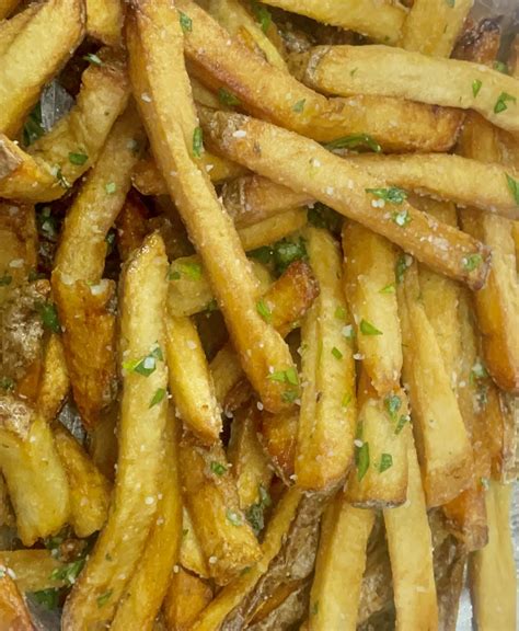Signature Fries - Specialties - Ms. Spudz - Everything Potato “No