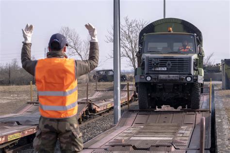 Kraj Nato Wy Le O Nierzy Na Ukrain Rz D Powa Nie Analizuje Taki Krok