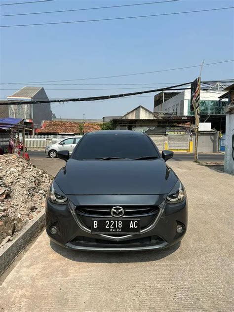 Mazda 2 1 5 R Skyactive AT 2014 Mobil Bekas 910064912