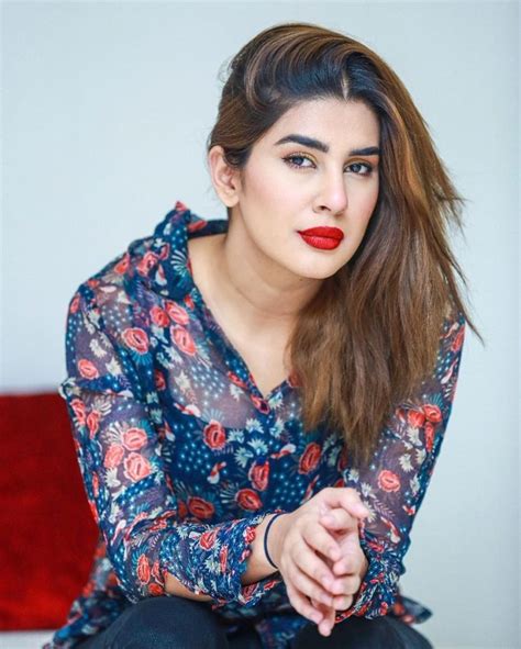 Why Does Kubra Khan Wants To Block This Psl Star Video Lens