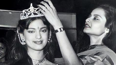 Juhi Chawlas Photo Of Rekha Crowning Her Miss India Resurfaces