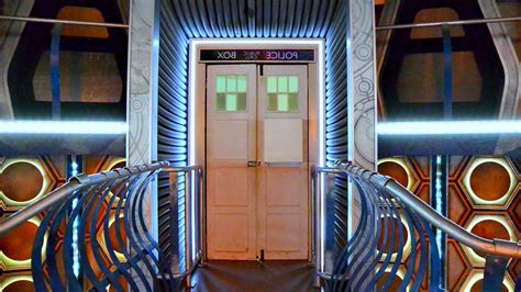 Spoilers First Look At 13s Tardis Interior Rgallifrey