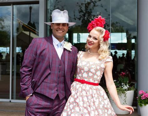 Royal Ascot Ladies Day In Pictures All The Dazzling And Sparkly