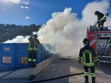 Incendio All Isola Ecologica Di Colletorto Si Indaga Su Eventuale Dolo