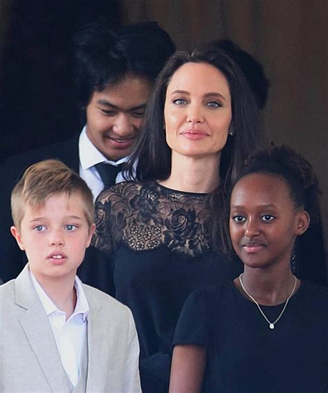 Photo Exclusif No Web Shiloh Maddox Et Zahara Jolie Pitt