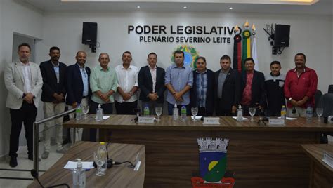 SUMÉ PB Prefeito Éden entra em férias e vice Manezinho Lourenço