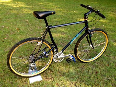 1991 Gary Fisher Montare Estay In Galactic Black Finished Retrobike