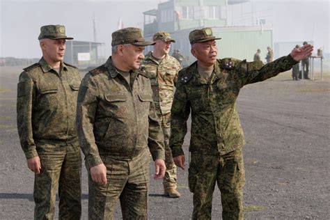 Russia S Shoigu Gerasimov Meet Commanders Of Troops Fighting In Ukraine Reuters