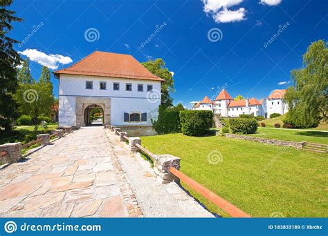 Varazdin. Old Town Gate of Varazdin Park and Landmarks View Stock Image ...