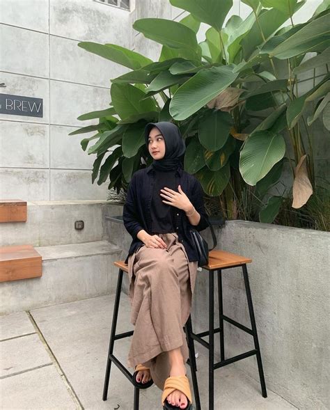 Pin Oleh Cukcuk Di Spesial Pake Telor Jilbab Ootd Gambar Gadis