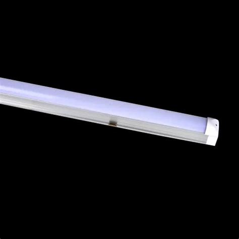 Murphy 40W LED TUBE LIGHT BATTEN MODEL COOL WHIT T 8 E At Rs 1095