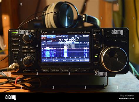 Amateur Radio Antenna Hi Res Stock Photography And Images Alamy