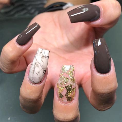 Marble Gold Flakes Nails Pretty Nails Makeup Nails