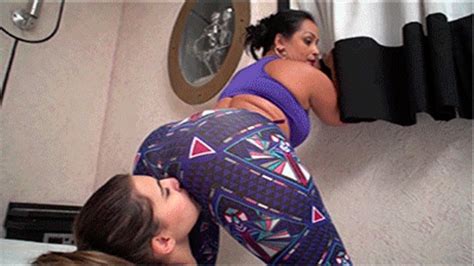 Darlene Giant Ass Dirty Farts FULL VERSION 1280 X 720 HIGH DEFINITION SPECIAL PRICE 35