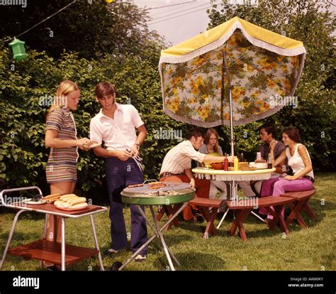 Chicas Adolescentes 1970 Fotografías E Imágenes De Alta Resolución Página 2 Alamy