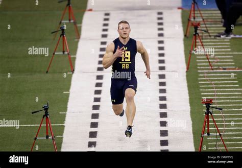 Stanford Running Back Christian Mccaffrey Runs The Yard Dash At The