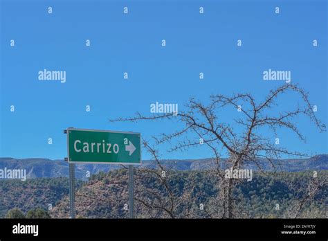 White Mountain Apache Tribe Hi Res Stock Photography And Images Alamy