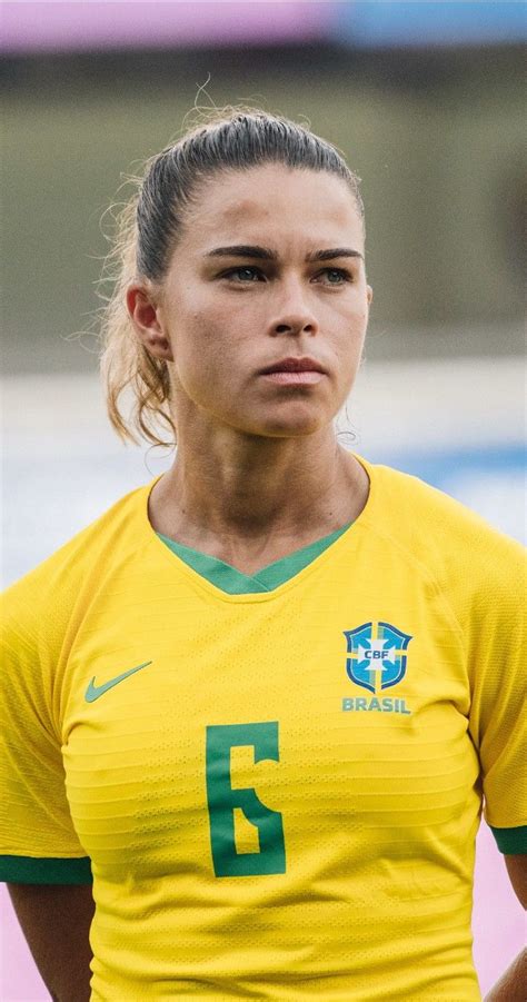 Tamires Seleção brasileira de futebol feminino Futebol feminino