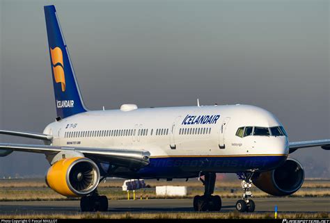 TF ISR Icelandair Boeing 757 256 WL Photo By Pascal MAILLOT ID