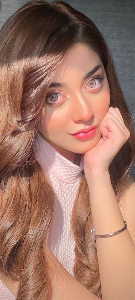 Pin By Mostafa Ghoname On Hot In Blonde Beauty Hair Styles Beautiful Person