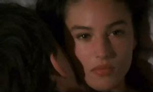 Monica Bellucci La Riffa 1991 HD Porn Pics